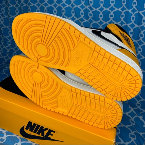 Nike Air Jordan 1 high Men’s size 7 Yellow toe retro og black taxi rare sneakers - Picture 4 of 8